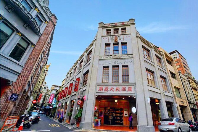 2-Hour Private Dadaocheng Walking Tour - Dadaocheng on foot: why this old district still works