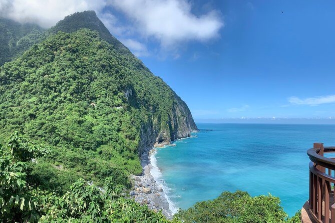 5-Day Round Taiwan Charter Car Tour - How your chauffeur and custom tweaks can change the whole feel