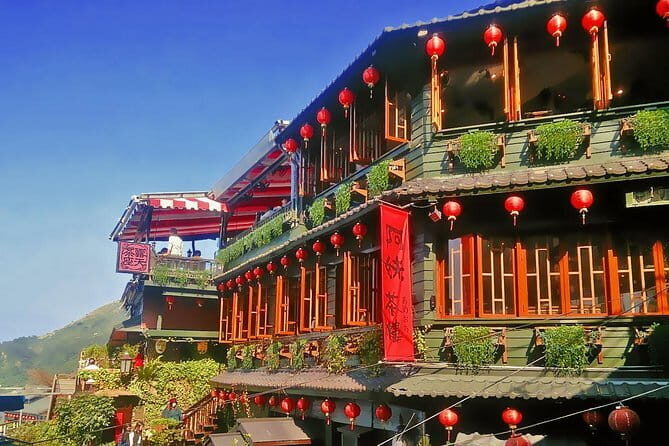 6 Hours Private Charter from Taipei in Shifen and Jiufen - A 6-Hour Taipei Escape to Shifen and Jiufen