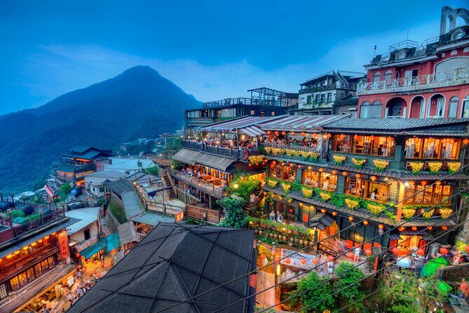 7-Hour Jiufen Night View, Shifen Waterfall & Raohe Market Tour - The 7-hour Taipei loop: from Main Station to Jiufen night mood