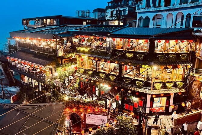 7-Hour Join tour - Jiufen Village & Shifen Town - Shifen Waterfall: The Wide Falls That Turn Mist Into Atmosphere
