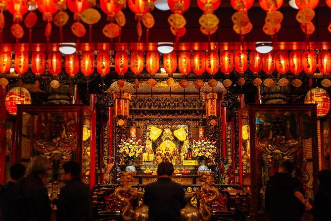 A Magical Evening in Taipei: Private City Tour - Songshan Ciyou Temple: Taoism first, lights after