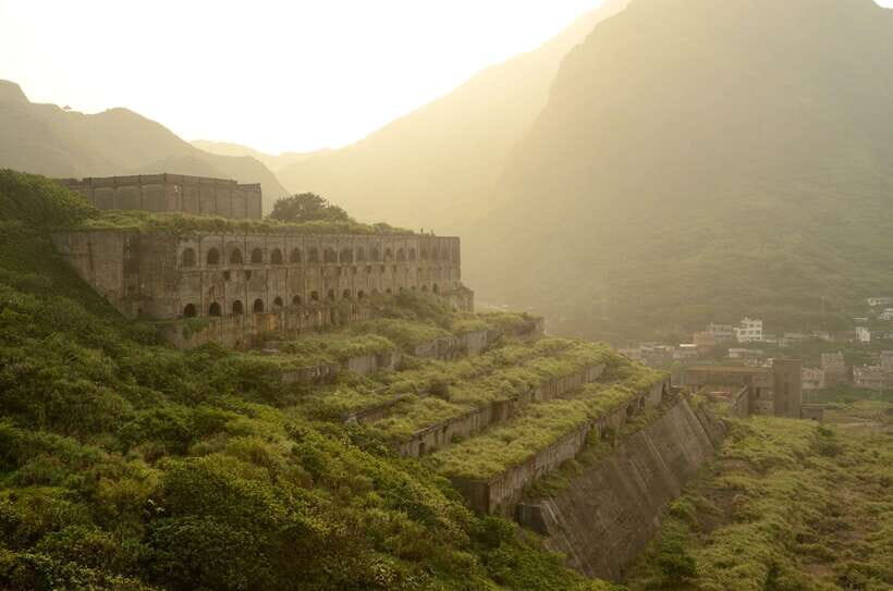 From Taipei: Full-Day Trip to Jiufen, Yehliu, Shifen & More - Tips to make the 9 hours feel easier