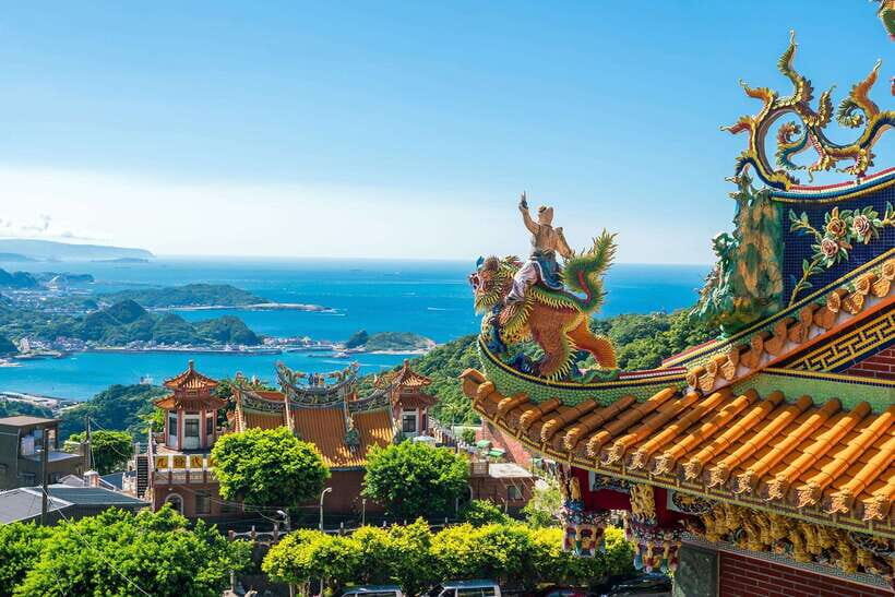 From Taipei: Jiufen & Shifen The Taiwan Charm Day Tour - Price and value at $154 per person: what you’re really paying for