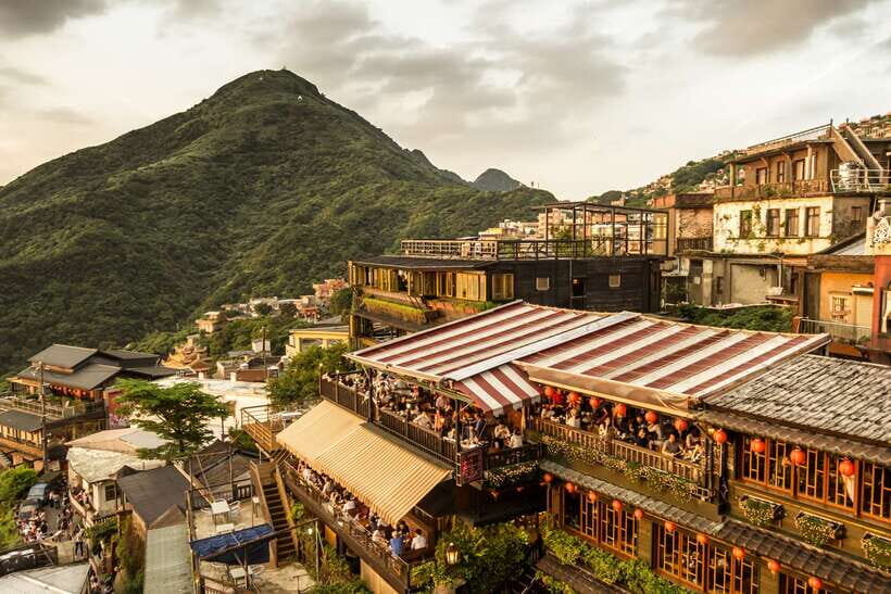 From Taipei: Private Scenic Tour to Jiufen, Yehliu & Pingxi - Why this north Taiwan loop is so worth your one day