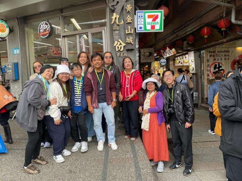From Taipei: Shifen, Jiufen, and Yehliu Geopark Day Tour - Key takeaways before you go
