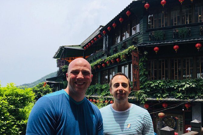 Full-Day Private Northern Taiwan Tour from Taipei with Pickup - Shifen Old Street and the lantern-track finale
