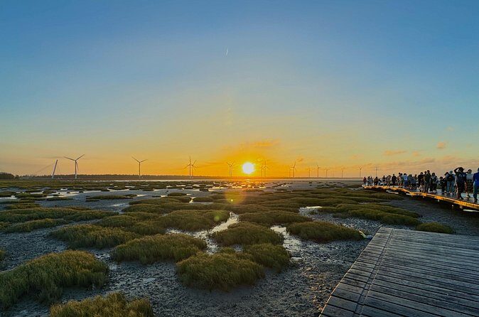 Gaomei Wetlands, Rainbow Village, Miyahara & Zhongshe from Taipei - Chun Shui Tang: Quick Bubble Tea, Big Cultural Shortcut