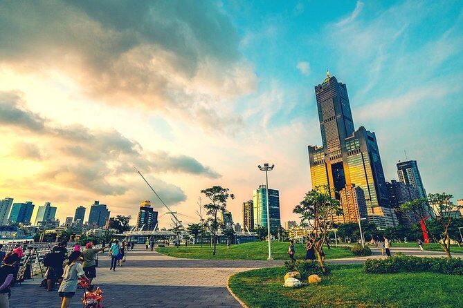 Kaohsiung: Private Walking Tour with a Local - Key things that make this Kaohsiung tour worth your time