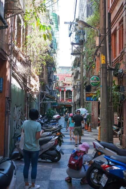 Keelung: Guided Walking Tour with Snacks and Drink - Maritime Plaza: where the port story starts