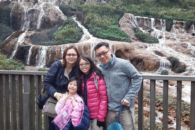 Keelung port pick up day tour ( private group) - Yehliu Geopark: Queen’s Head and the Short-Visit Photo Strategy