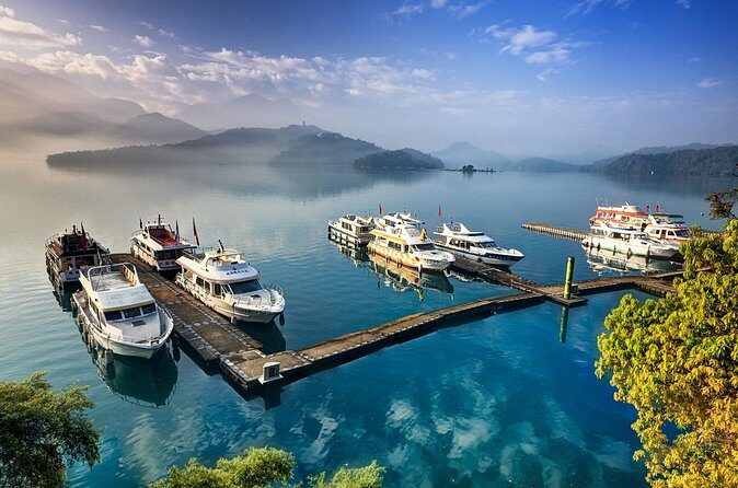 Nantou Day Tour: Sun Moon Lake & Ita Thao Pier from Taipei - Ita Thao Visitor Center and Ita Thao Pier: seeing Thao culture in context