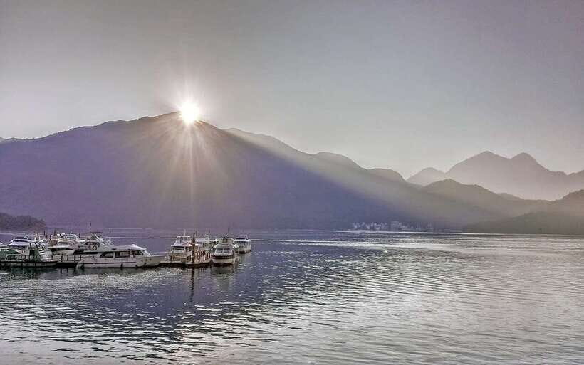 Nantou: Sun Moon Lake Combo - Sun Moon Lake Ropeway (Gondola): QR redemption, Ita Thao station, and 7 minutes of views