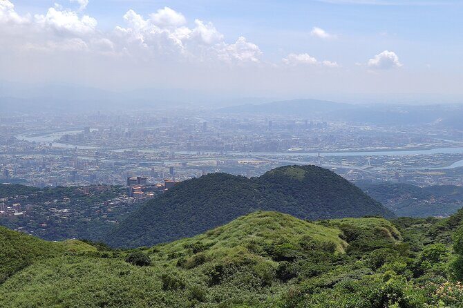 One Day Hike around Taipei's Yangmingshan National Park - Qingtiangang Grassland and Water Buffalo Warm-Up