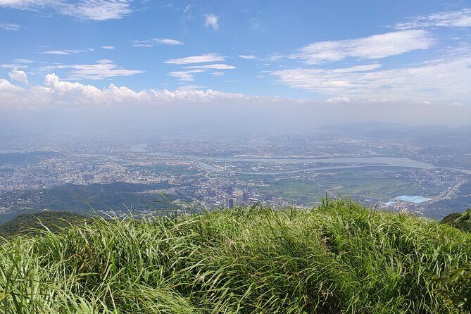 One Day Hike around Taipei's Yangmingshan National Park - Qixingshan Climb and the Stair-Heavy Rhythm
