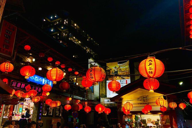 One-day private chartered car tour in Taipei: Yehliu, Jiufen, Pingxi, North Coast popular attractions with chartered car, professional Chinese/English driver - The driver-guide experience: Stephen, Eric, Paul—and what to ask for