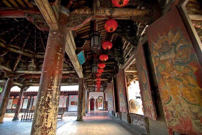 Private 2-Day Sun Moon Lake, Puli and Lukang Tour - Wenwu Temple and the mountain-shoulder views you’ll remember