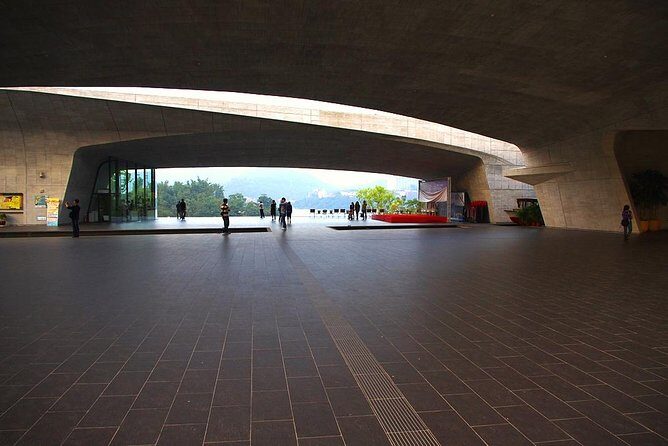 Private 3-Day Tour to Sun Moon Lake and Alishan - What the included hotels really mean for your trip