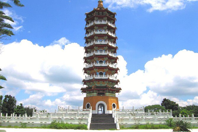 Private 4-Day Central & Southern Taiwan Tour (Sun Moon Lake, Kaohsiung, Kenting) - Day 4: Kaohsiung’s Takao Consulate, lakes, and the Dragon Tiger Tower