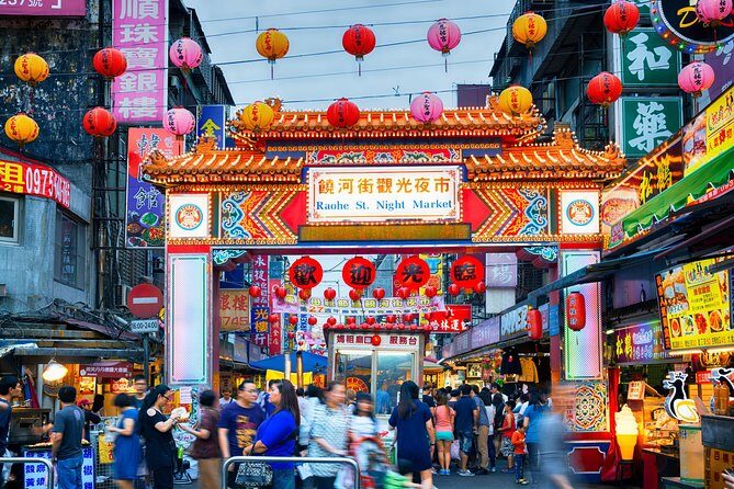 Private Car: 8 Hour Highly Customized Taipei City Exploration! - Taipei Confucius Temple: free, calm, and good for culture without the museum mood