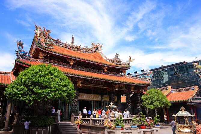 Private Car: 8 Hour Highly Customized Taipei City Exploration! - Smart pacing for a full day: weather, traffic, and when lunch makes sense
