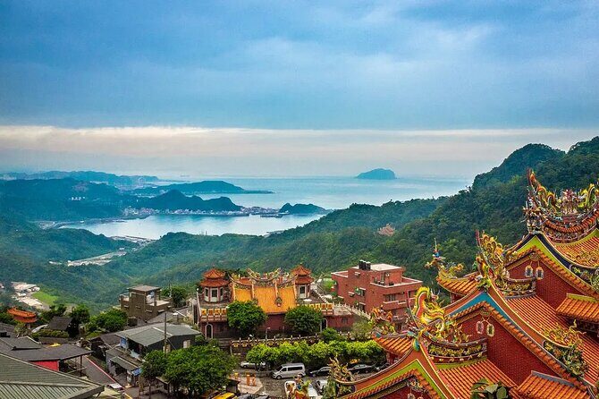 Private Day Trip to Jiufen, Shifen and Yehliu Park - Shifen Waterfall: the quick wow stop with the simplest logistics