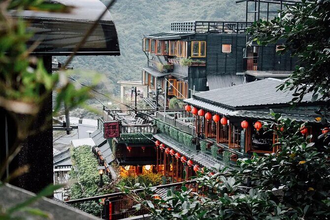 Private Day Trip to Jiufen, Shifen and Yehliu Park - Traditional villages and a Taoist temple stop that adds meaning