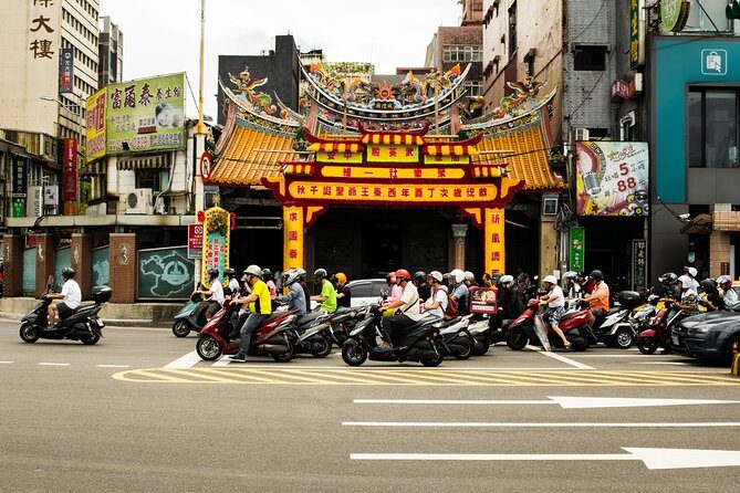 Private Keelung Cultural Walk: Markets, Streets & Local Life - Keelung After the Capital: A Port City With Everyday Stories