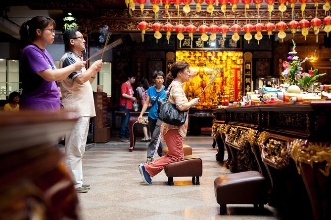Private Keelung Cultural Walk: Markets, Streets & Local Life - Weather and Comfort: What to Do If It Rains