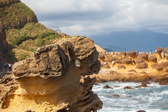 Private Tour to Jiufen, Yehliu Geopark, and Pingxi - How the 8-Hour Loop Feels in Real Life (Walking, Timing, and Lunch)