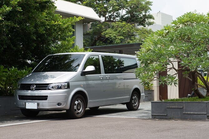 Private Transfer from TPE-Taoyuan int. Airport to Taipei City - Included extras that quietly add value