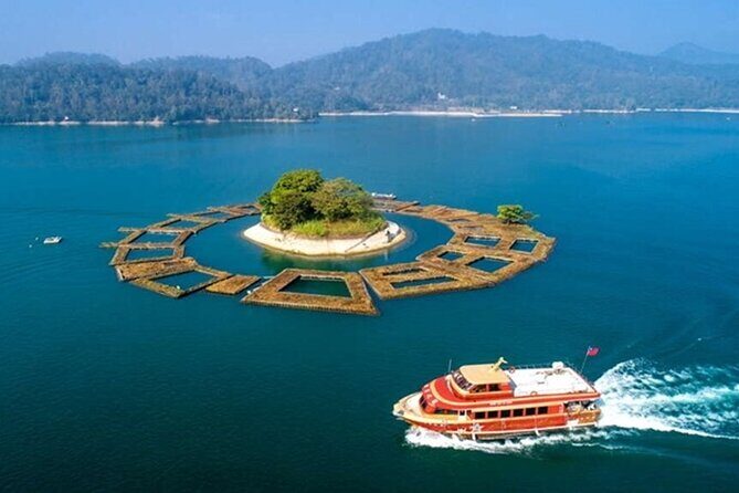 Round Trip Sun Moon Lake Private Tour from Taipei - Price and value math: $300 per group plus ticket reality