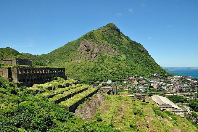 Small-Group Tour: Jiufen, Yehliu Geopark, and Shifen from Taipei - Key highlights you’ll actually feel on the day