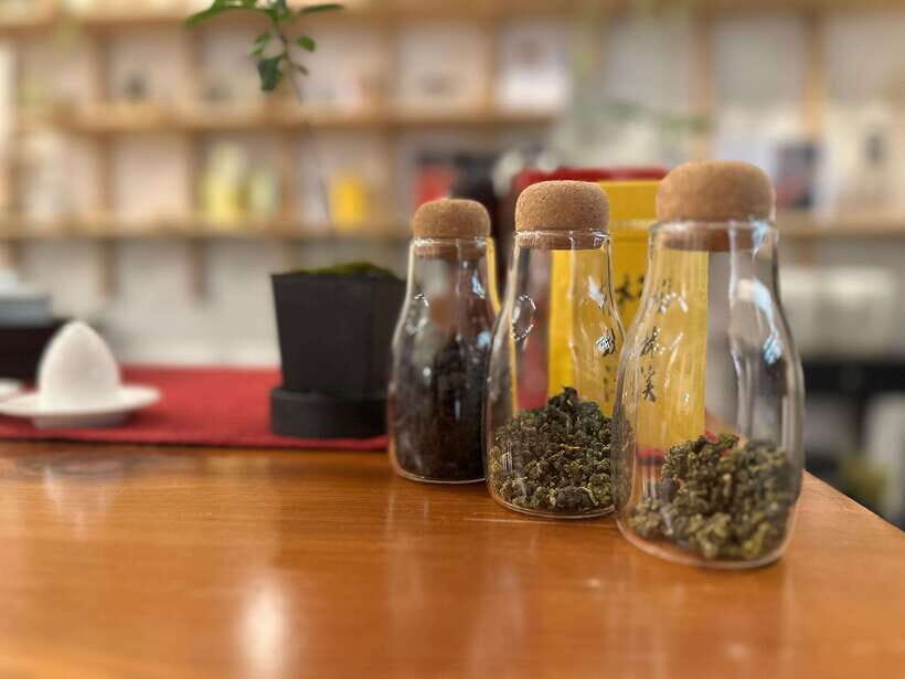 Tainan Culture Trip: Chinese Tea Ceremony_Oolong Tea - The tasting you’ll remember: aroma first, then sip, then compare infusions