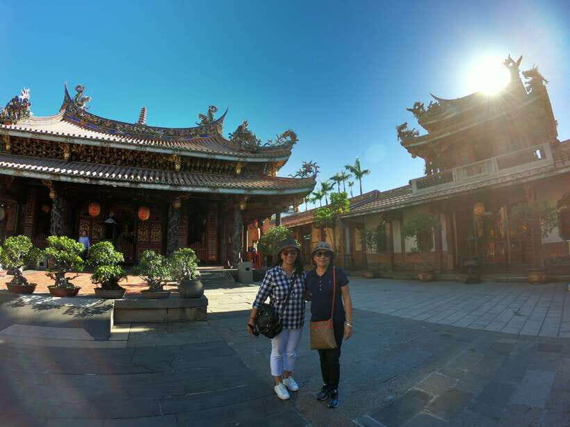Taipei: City Highlights Private Sightseeing Tour with Guide - National Palace Museum: The One-Hour Priority Plan