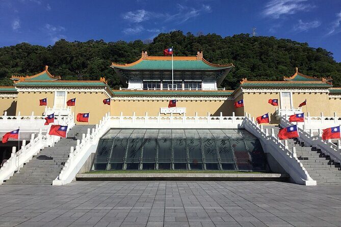Taipei City Morning Tour with National Palace Museum entry - Guides you might get: why names matter on this route