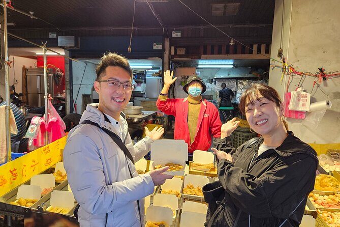 Taipei Cooking Class & Market Adventure in Historic Dadaocheng - Market tasting and ingredient education in the traditional stalls