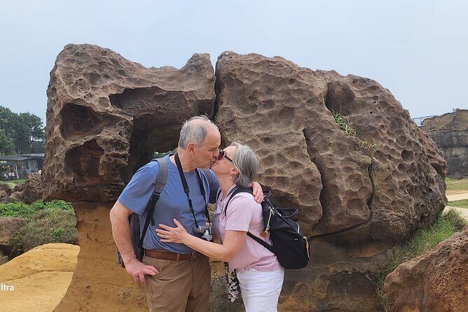 Taipei day tour(northeast coast tour or city tour) MERCEDES VAN - Price and the costs that can catch you off guard