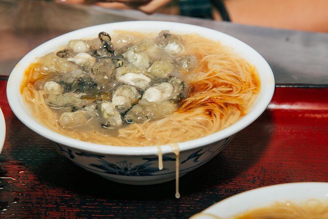 Taipei Food Tour: Night Market & Convenience Store(Food Included) - Guides make or break it: what you should look for