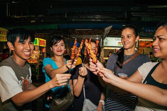 Taipei Food Tour: Night Market & Convenience Store(Food Included) - The 7:30 pm timing and how the night usually feels
