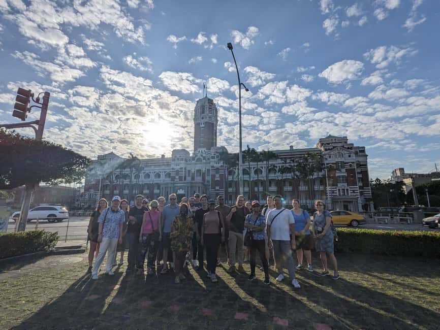 Taipei: Old Town Walking Tour - Entering Taipei’s Old Town: Why This 2.5-Hour Route Works