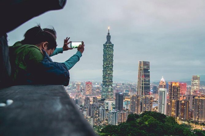 Taipei: Private Car Charter Tour - Crafting your route: structure for culture, flexibility for food and photos
