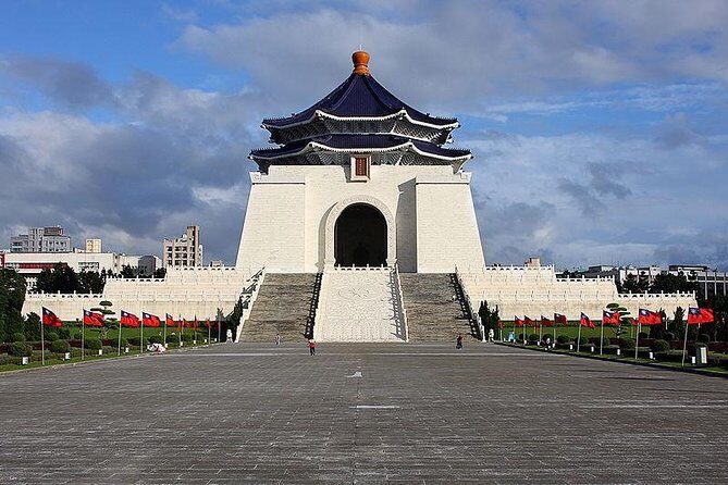 Taipei Private Custom Tour with a Local: Highlights & Hidden Gems - Key highlights at a glance