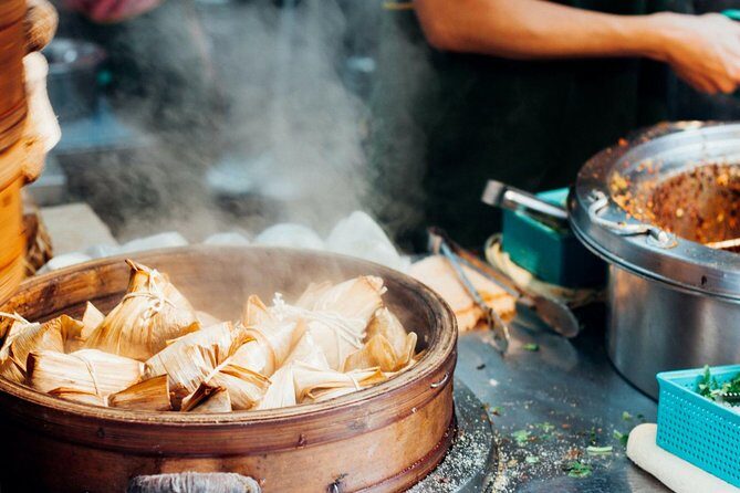 Taipei Street Food & Night Market Tour with a Local: Private & Custom - Price vs DIY: When $186.44 Feels Fair