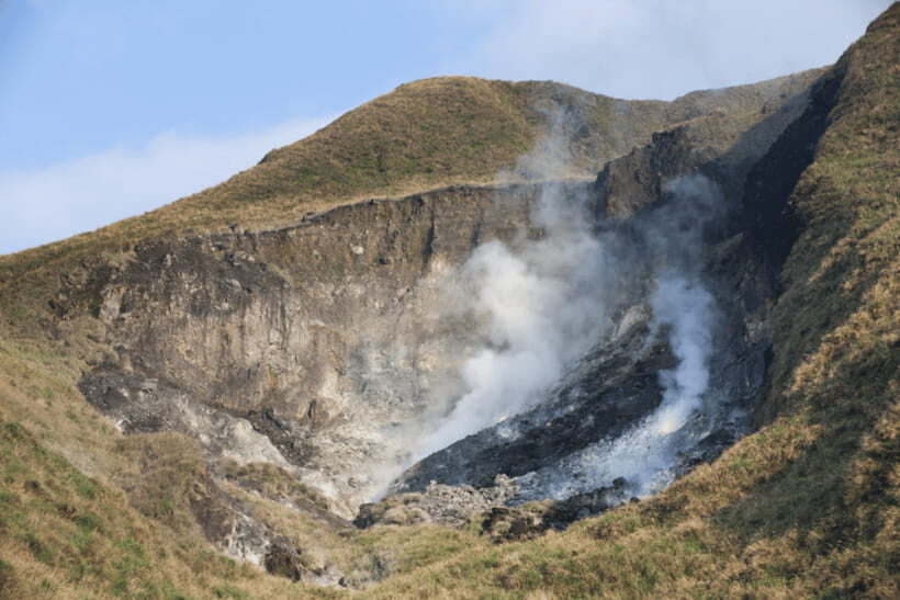 Taipei: Yangmingshan & Beitou Full-Day Tour - Shilin Night Market Finish: Your Last Hour for Snacks and Taipei Energy