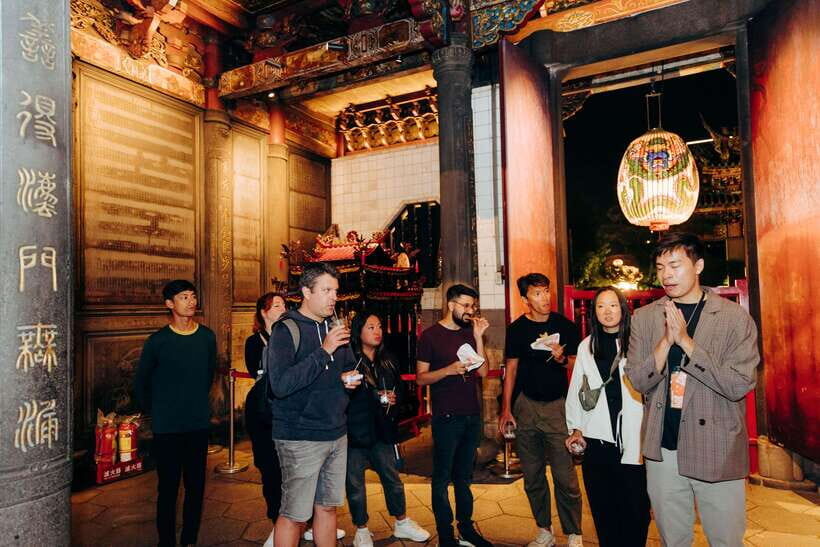 Taipei's Origin & Longshan Temple - Taiwan Cultural Tour - Taipei’s Origins and Longshan Temple in 2.5 Hours