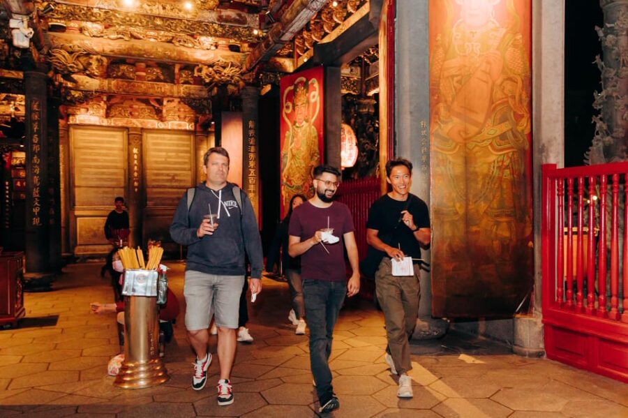 Taipei's Origin & Longshan Temple - Taiwan Cultural Tour - Value for $1: what you’re really paying for