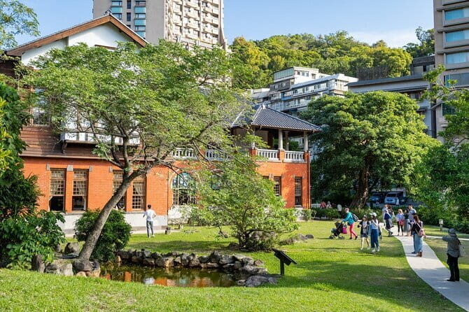 Taiwan TST : Private Tour Taipei, Yangmingshan, Beitou, Tamsui - A One-Day Taipei Mix: Hot Springs, Volcanic Steam, and Tamsui Food