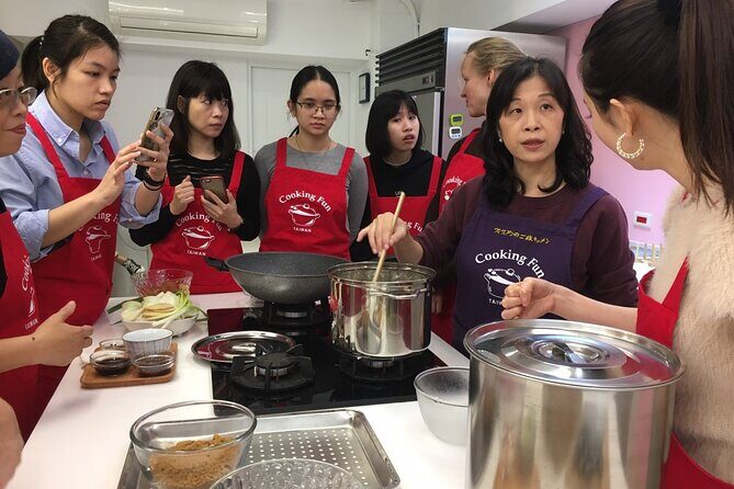 Turnip cake, Pork thick soup, Tofu pudding. Taiwan Traditional Light Meals Experience-C (Taipei Cooking Class) - Learning in English (and Chinese or Japanese Too)