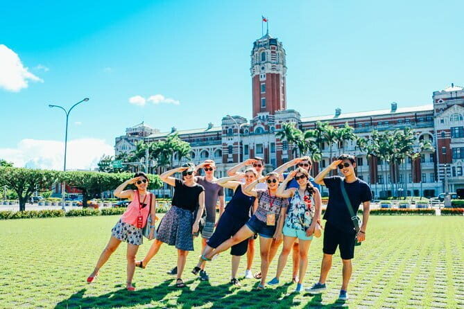 Vintage Taipei - Best of Taiwan & Sunset Walking Tour (Tip-based) - Sunset at Dadaocheng Wharf Plaza: honey lager and river-dock views